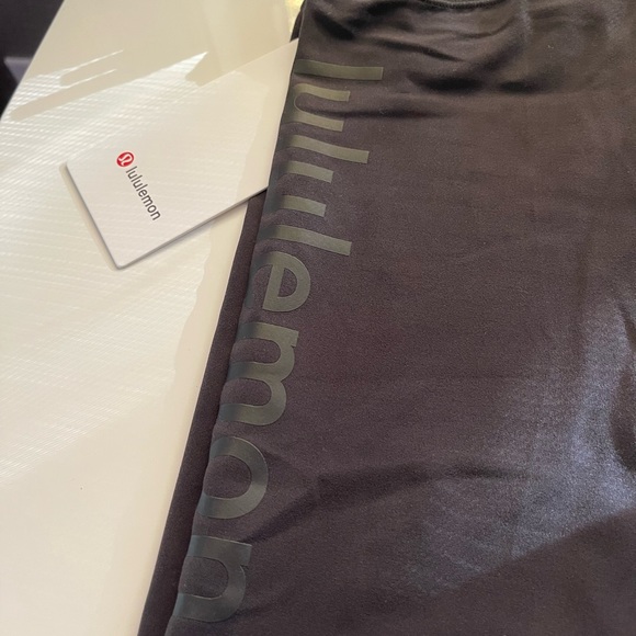 Lululemon Align HR Short 8” *Logo - Picture 6 of 8